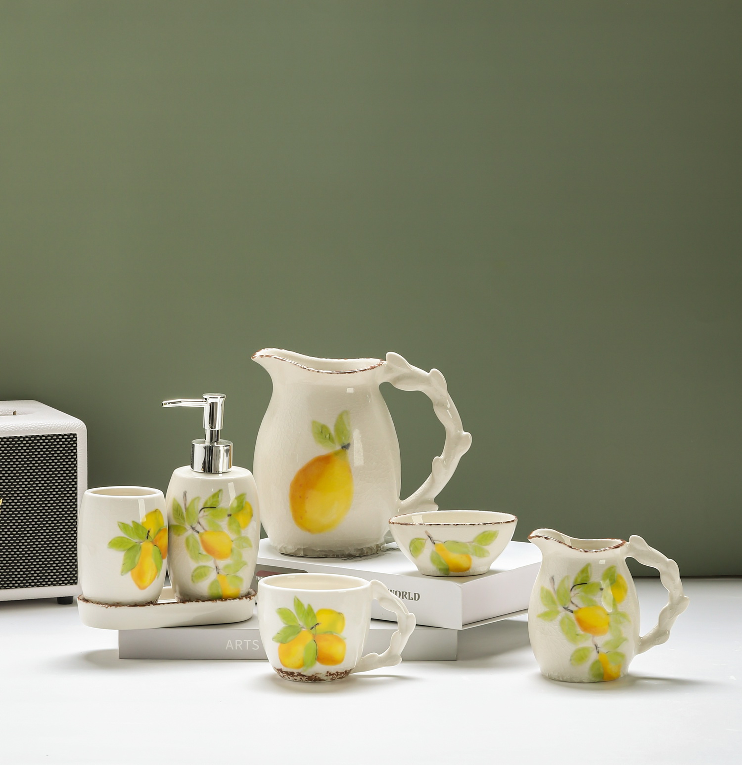 The Bulk Order That Still Feels Handmade: A Designer’s Playbook for Retail-Ready Vases