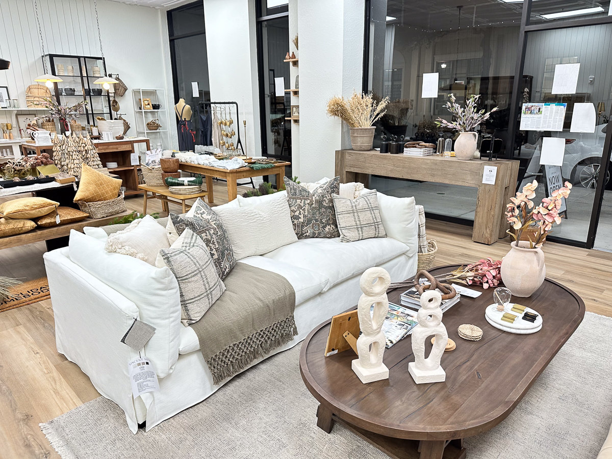 Home Decor Procurement Isn’t “Sourcing.” It’s a Timing Sport.