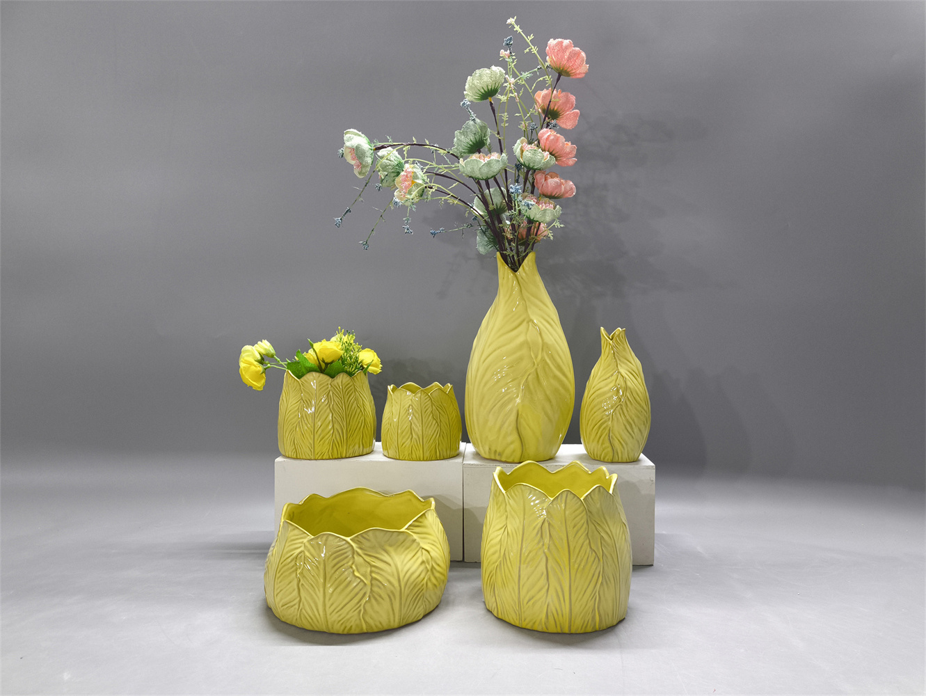 OEM Ceramic Vase for Retailers | Direct from Factory Ceramic Decor