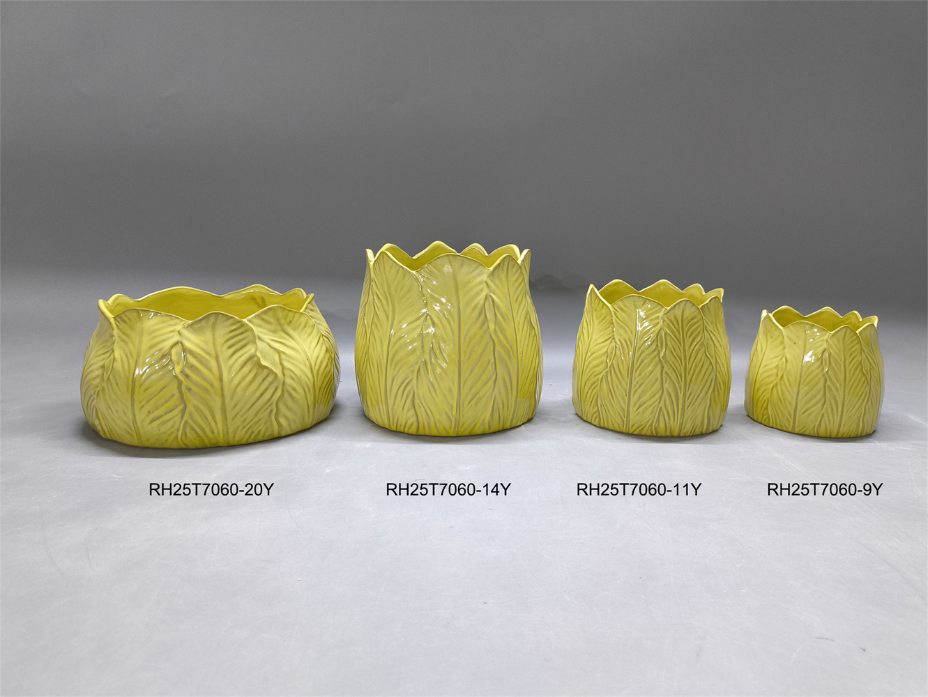 U.S. Interior Design Ceramic Crafts: Why the Right Vase Now Does More Work Than a Full Shelf of Decor