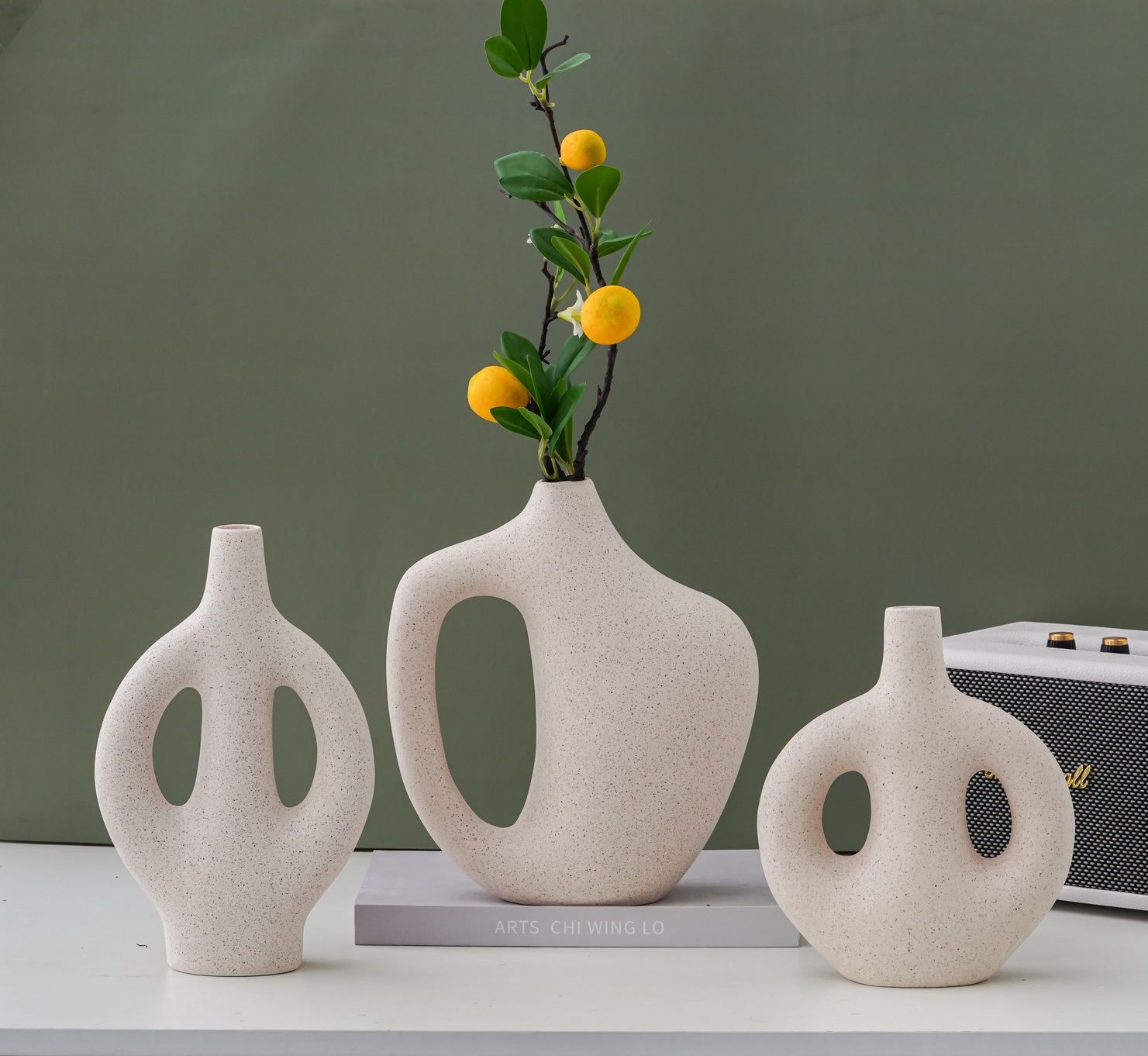Wholesale Ceramic Decor for Retailers: Why the Right Ceramic Pieces Sell Faster Than Trendy Filler