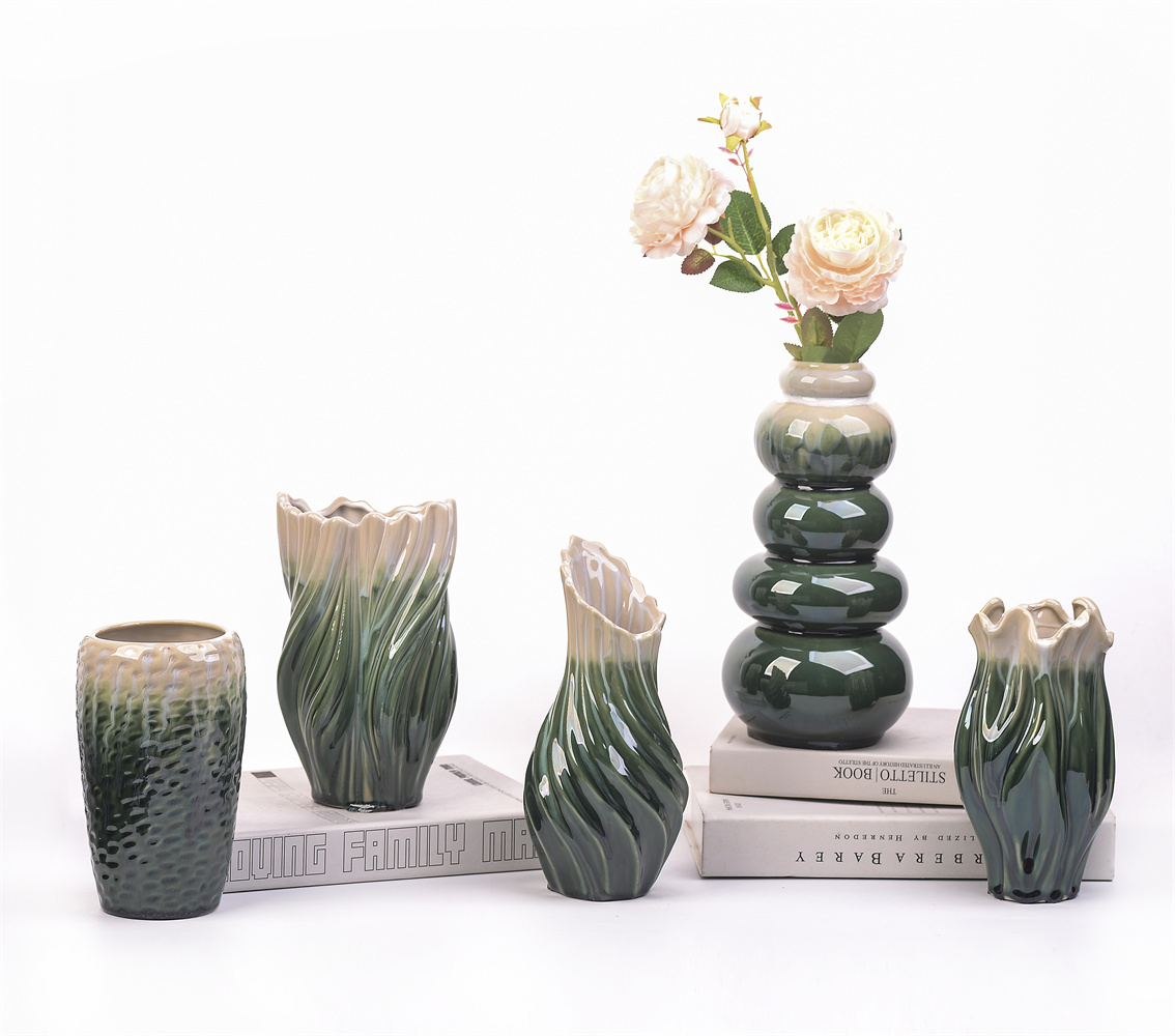 Why Chinese Ceramic Home Decor Wholesale Wins When It Feels Curated, Not Cheap