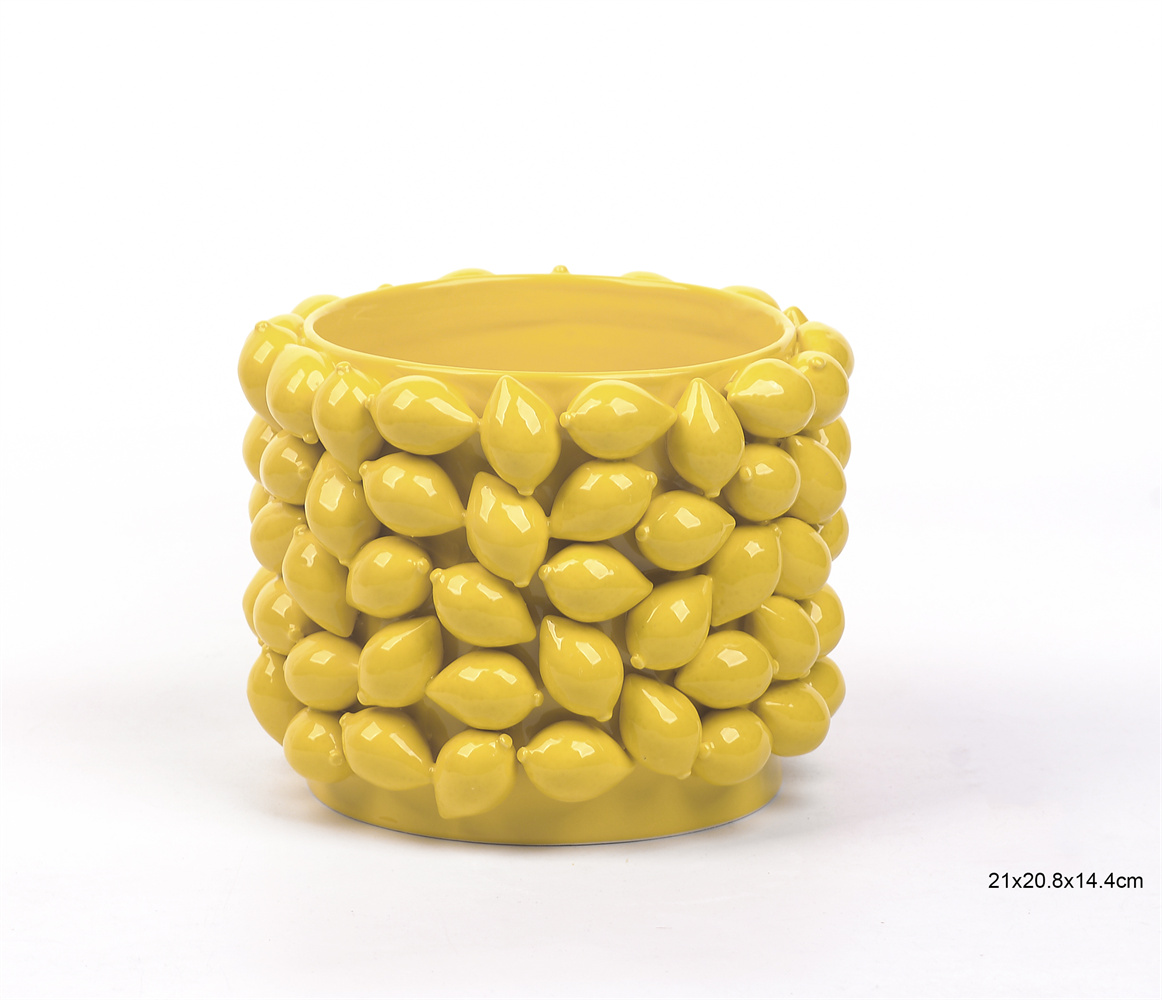 The “Small Object” That Makes a Room Look Designed (and Why I Source It Wholesale)