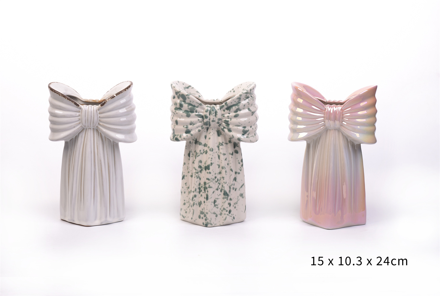 The Tiny Vase That Quietly Raises Every Ticket: Why I Buy Small Ceramic Vases Wholesale