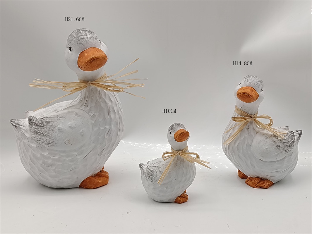 Ceramic Decorative Wholesale: High-Fire Porcelain & Pottery for Retailers